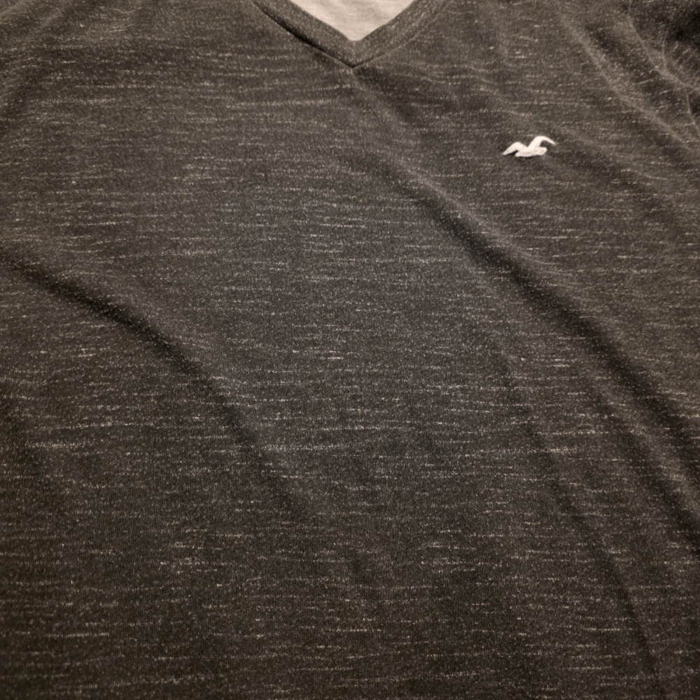 Hollister's Womans V Neck T-Shirt